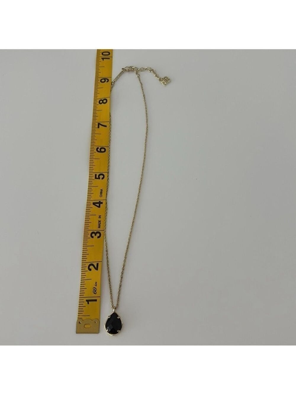 KENDRA SCOTT Kiri black faceted tear drop pendant necklace gold tone chain 18” - Picture 7 of 11